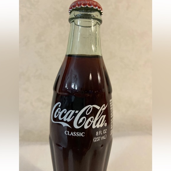 Publix 75 years 1930-2005 Limited Edition Coca-Cola Classic 8oz Sealed bottle - Picture 3 of 7